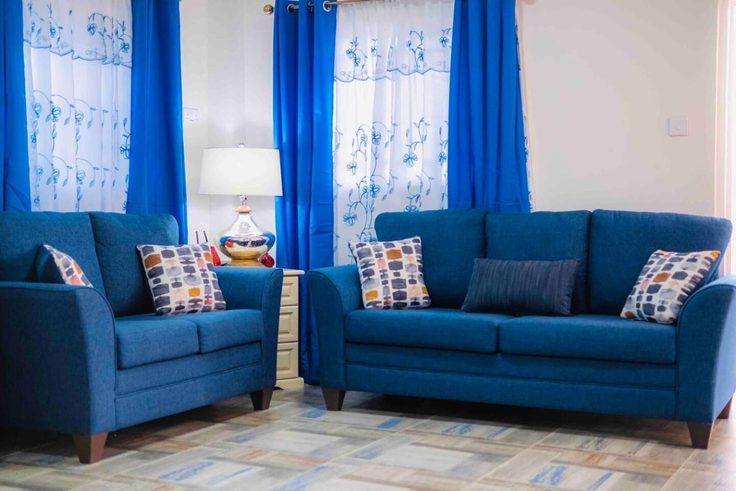 Royal Bliss Apartment Suites Κίνγκσταουν Εξωτερικό φωτογραφία